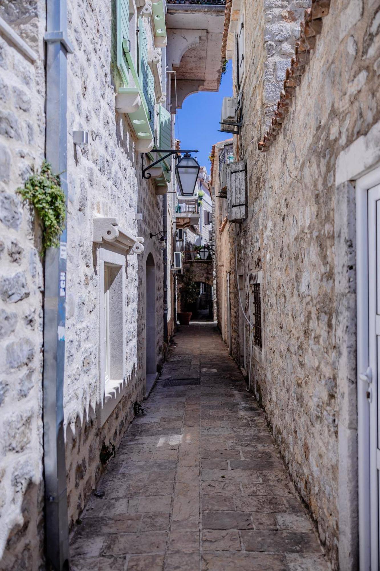 Casa Di Mino Old Town Apartment Budva Bagian luar foto